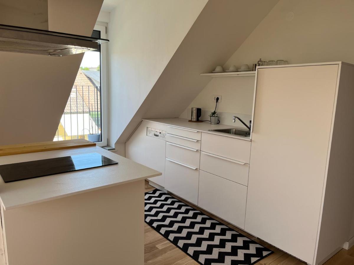 Apartment Malina - Free Private Parking Lubiana Esterno foto