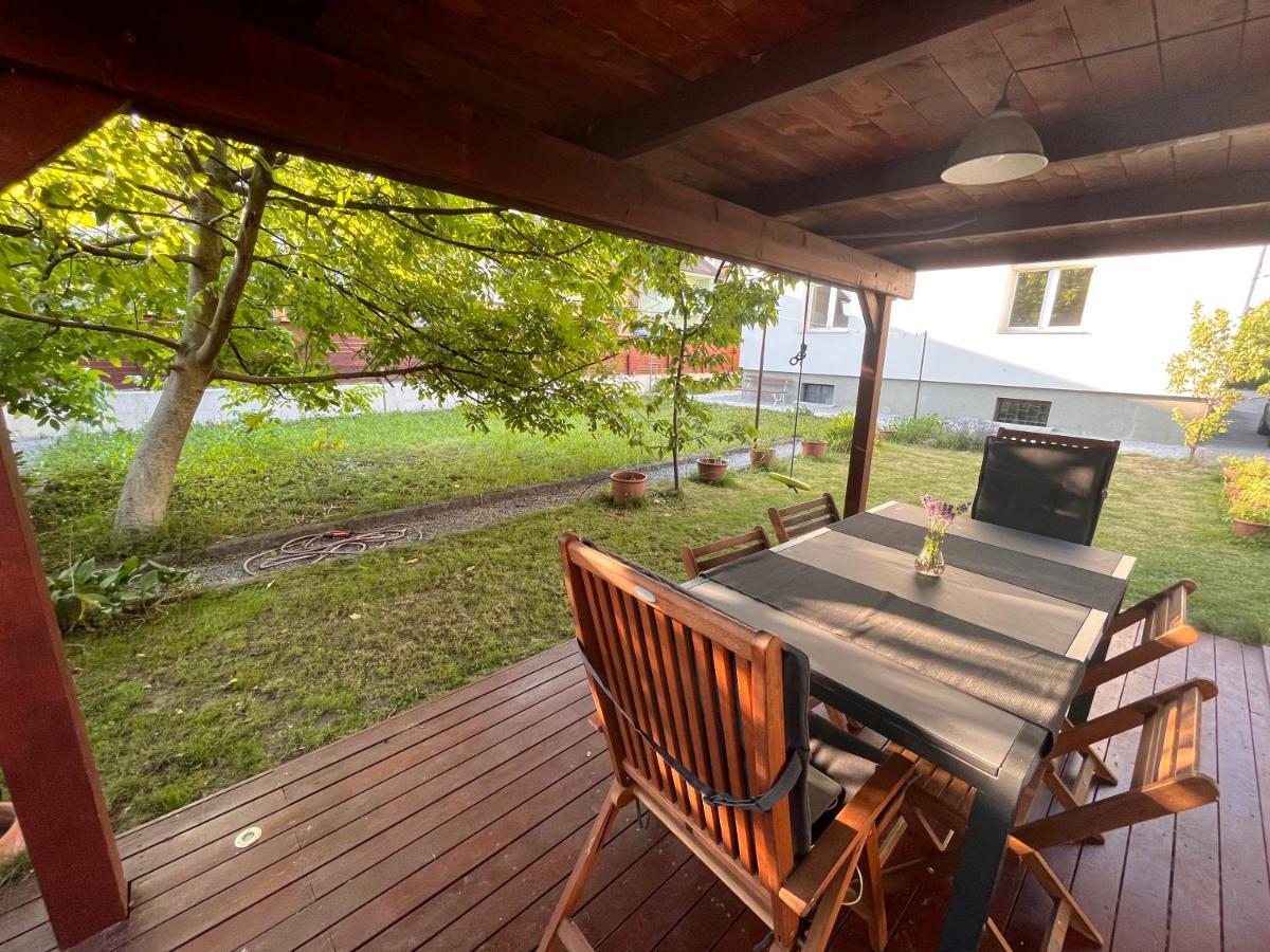 Apartment Malina - Free Private Parking Lubiana Esterno foto
